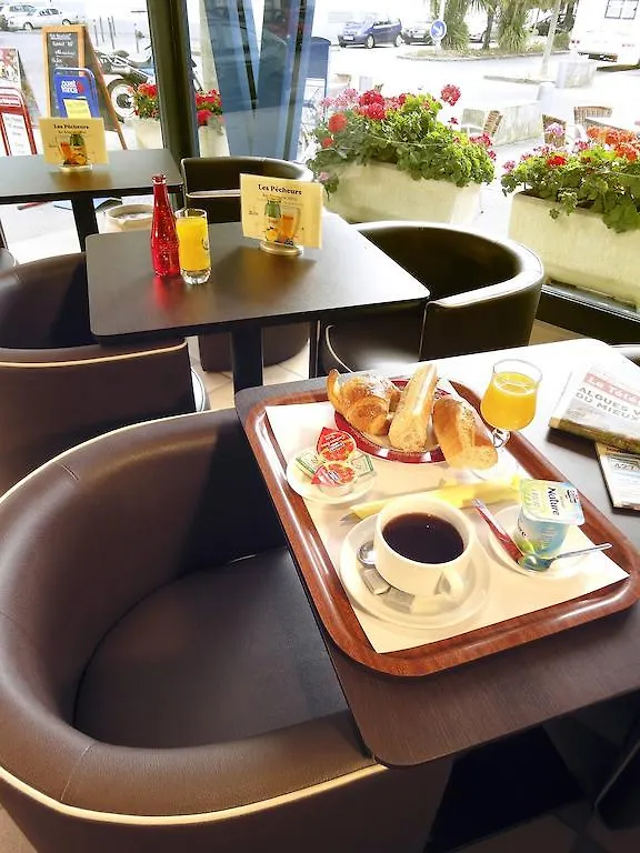 Hotel Les Pecheurs Lorient 3*,